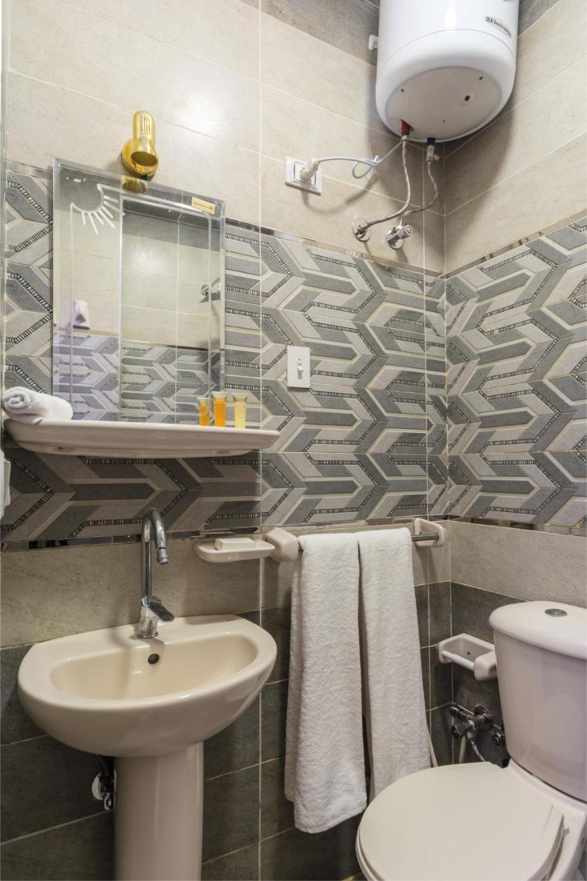 Amon Holiday Pyramids Inn Kafret el-Gabal Екстериор снимка