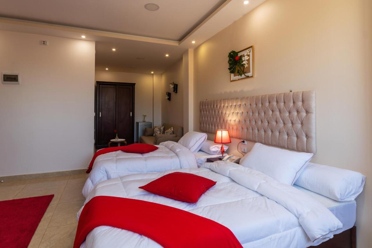 Amon Holiday Pyramids Inn Kafret el-Gabal Екстериор снимка